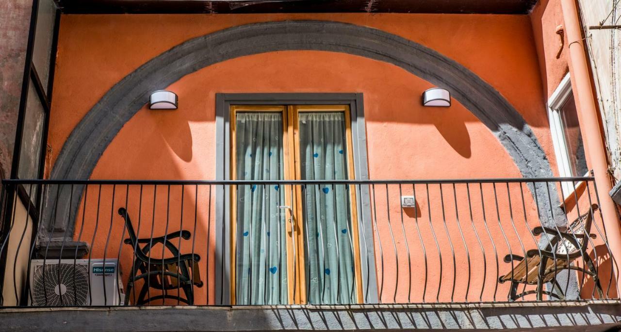 Апартаменти Little House Napoli Екстер'єр фото